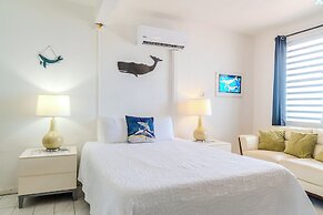 Coconut Palms Inn On The Beach