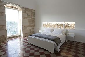 Reusuite Authentic Sicilian Hospitality