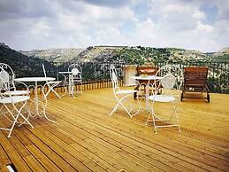 Reusuite Authentic Sicilian Hospitality