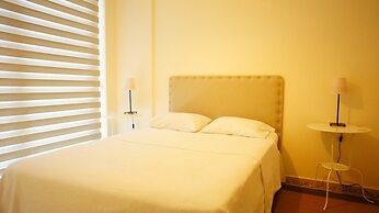 Aquamarine Apartments