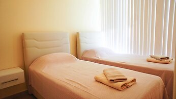 Aquamarine Apartments