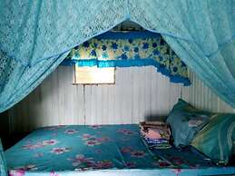 Bolo Beach Santorini