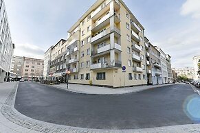 Balticrent  - Plac Grunwaldzki 20