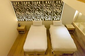 Yoai Jing Shang Hotel