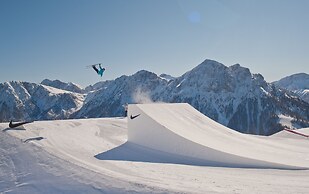 Stoa - Elegant & Romantic Guest House (Adults Only)