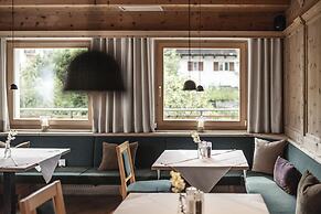 Stoa - Elegant & Romantic Guest House (Adults Only)