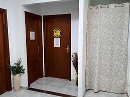 Albergue Arraigos - Hostel