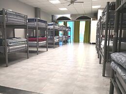 Albergue Arraigos - Hostel