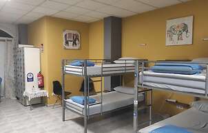 Albergue Arraigos - Hostel