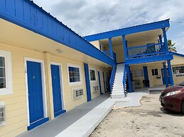 American Inn And Suites