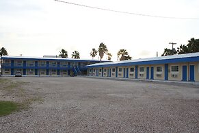 American Inn And Suites