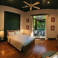 Chandra Residence
