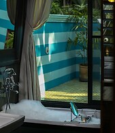 Chandra Residence