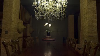 Chandra Residence