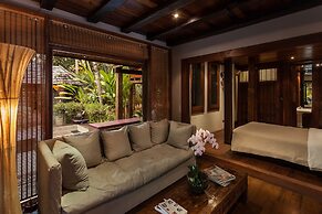 Chandra Residence