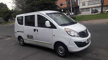 American Deluxe Hotel BC