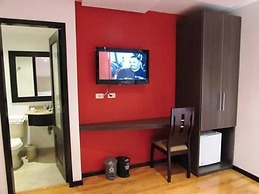 American Deluxe Hotel BC