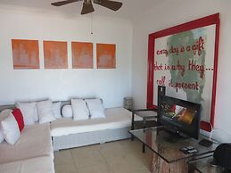 Art Retreat Bahamas - Hostel