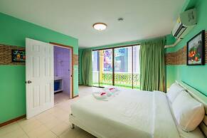 Happy Vikings - Beachfront