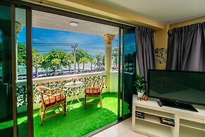 Happy Vikings - Beachfront