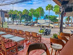 Happy Vikings - Beachfront