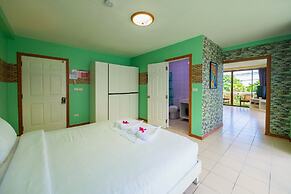 Happy Vikings - Beachfront