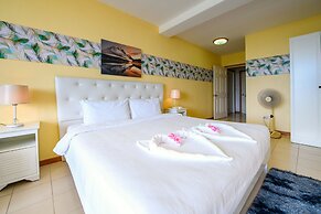 Happy Vikings - Beachfront