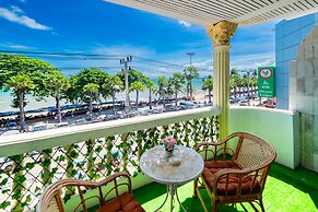 Happy Vikings - Beachfront