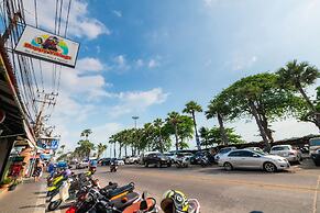 Happy Vikings - Beachfront