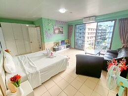 Happy Vikings - Beachfront