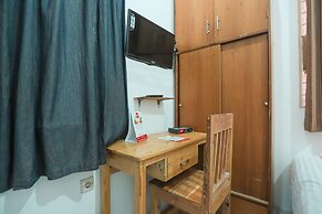 OYO 150 Harmoni Residence