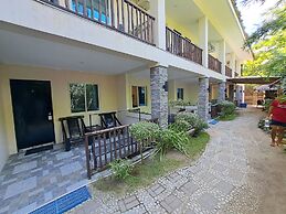 Avila's Horizon Dive Resort