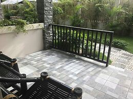 Avila's Horizon Dive Resort