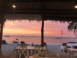 Avila's Horizon Dive Resort