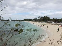 Avila's Horizon Dive Resort