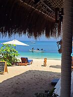 Avila's Horizon Dive Resort