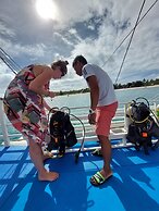 Avila's Horizon Dive Resort