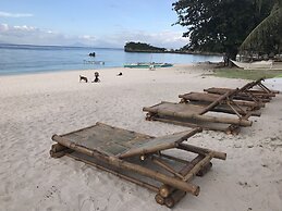 Avila's Horizon Dive Resort