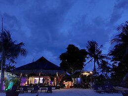 Avila's Horizon Dive Resort