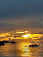 Avila's Horizon Dive Resort