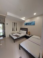 Avila's Horizon Dive Resort