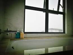 Thermospace Silverscape