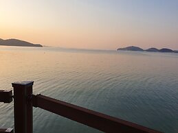 Sun and Moon Pension