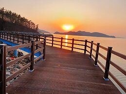 Sun and Moon Pension