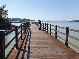 Sun and Moon Pension