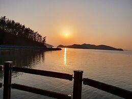 Sun and Moon Pension