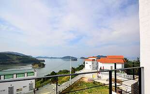 Sun and Moon Pension