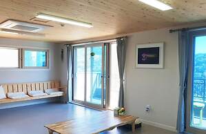 Pyramid Red Clay Pension