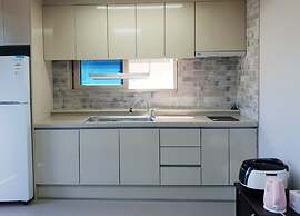 Pyramid Red Clay Pension