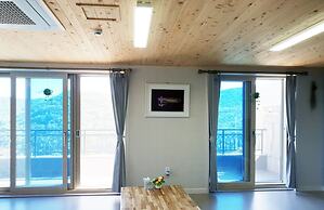 Pyramid Red Clay Pension